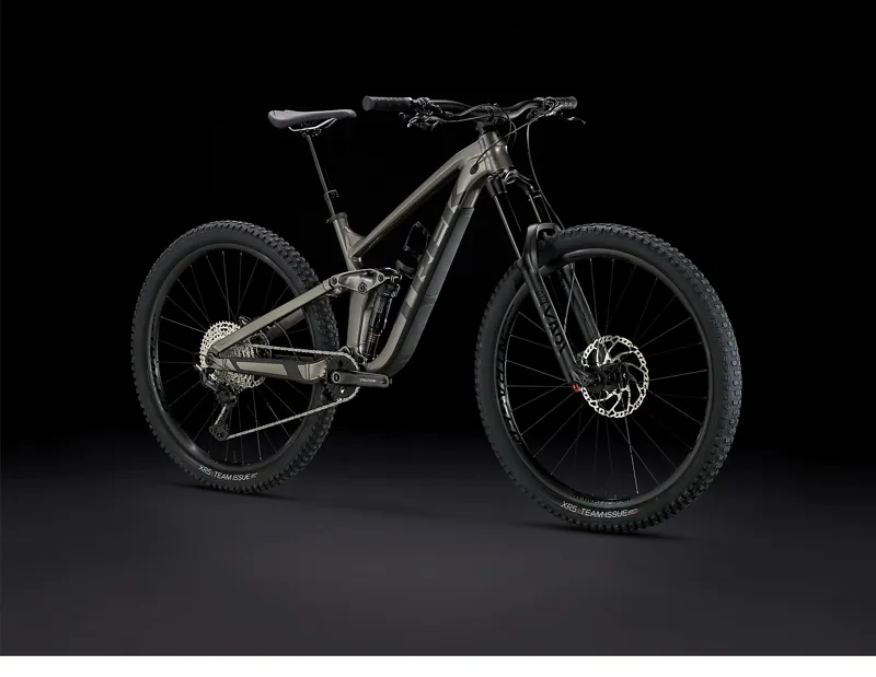 Trek Slash 7 Trail Mountain Bike in Mercury-9